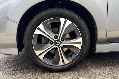 22 of 62 for NISSAN LEAF 110kW N-Connecta 40kWh 5dr Auto