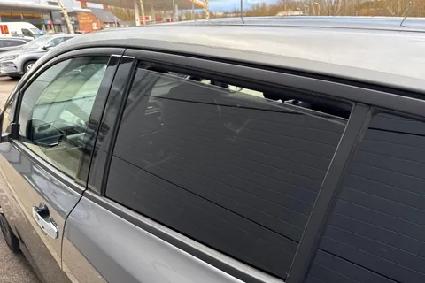 27 of 62 for NISSAN LEAF 110kW N-Connecta 40kWh 5dr Auto