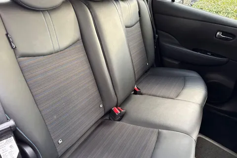 45 of 62 for NISSAN LEAF 110kW N-Connecta 40kWh 5dr Auto