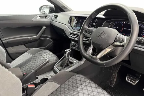 DK75YPC Volkswagen Taigo 1.5 TSI 150 Black Edition **PAN ROOF** 5dr DSG Thumbnail #6