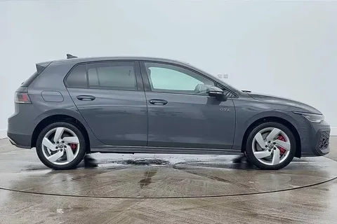 KN25UDP Volkswagen Golf 1.5 TSI 272 GTE eHybrid 5dr DSG **PAN ROOF** Thumbnail #4