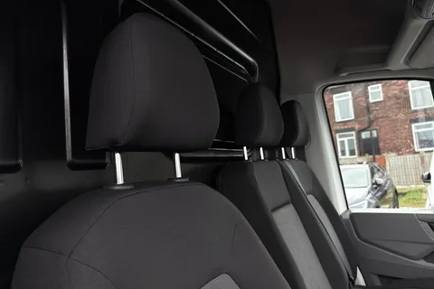 MF74OES Volkswagen Crafter 2.0TDI (140PS) CR35 MWB Manual Thumbnail #22