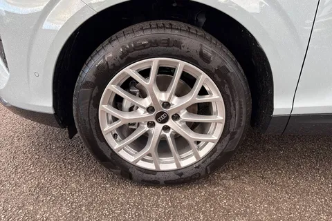 9 of 53 for Audi Q3 1.5 TFSI Sport Sportback S Tronic Euro 6 (s/s) 5dr