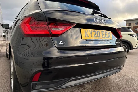 KY20EEX Audi A1 1.0 TFSI 30 Sport Sportback Euro 6 (s/s) 5dr Thumbnail #8