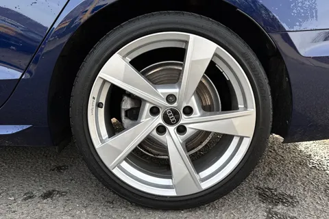 GY72RUA Audi A4 Avant 2.0 TFSI 35 S line S Tronic Euro 6 (s/s) 5dr Thumbnail #13