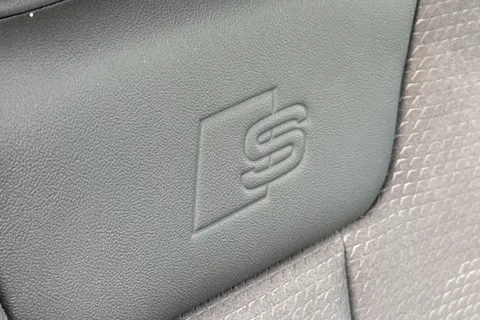 GY72RUA Audi A4 Avant 2.0 TFSI 35 S line S Tronic Euro 6 (s/s) 5dr Thumbnail #33