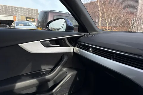 GY72RUA Audi A4 Avant 2.0 TFSI 35 S line S Tronic Euro 6 (s/s) 5dr Thumbnail #34