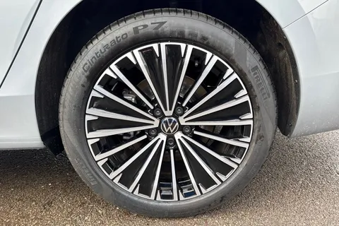 KP75LNR Volkswagen Passat 1.5 TSI eHybrid 272 Elegance DSG ⭐15' Infotainment pack incl. Head-up Displ Thumbnail #12