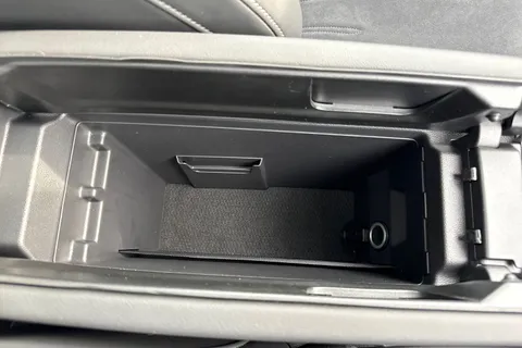 KP75LNR Volkswagen Passat 1.5 TSI eHybrid 272 Elegance DSG ⭐15' Infotainment pack incl. Head-up Displ Thumbnail #45