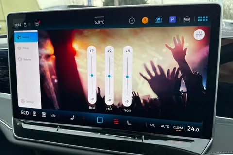 KP75LNR Volkswagen Passat 1.5 TSI eHybrid 272 Elegance DSG ⭐15' Infotainment pack incl. Head-up Displ Thumbnail #59