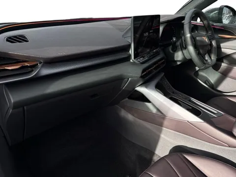 KO25FVF CUPRA Terramar 2.0 TSI 265 VZ2 5dr DSG 4Drive **PANORAMIC SUNROOF** Thumbnail #10