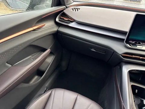 KO25FVF CUPRA Terramar 2.0 TSI 265 VZ2 5dr DSG 4Drive **PANORAMIC SUNROOF** Thumbnail #16