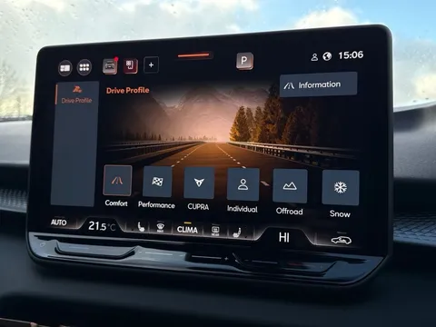 KO25FVF CUPRA Terramar 2.0 TSI 265 VZ2 5dr DSG 4Drive **PANORAMIC SUNROOF** Thumbnail #43