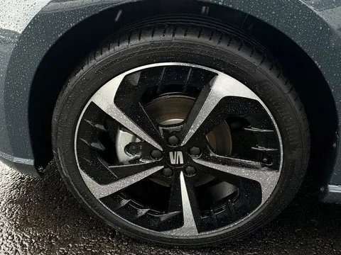 DC75BBE SEAT Ibiza 1.0 TSI 115 FR Sport 5dr DSG **DELIVERY MILEAGE** Thumbnail #7