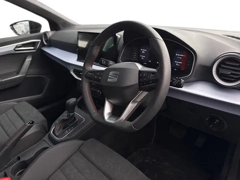 DC75BBE SEAT Ibiza 1.0 TSI 115 FR Sport 5dr DSG **DELIVERY MILEAGE** Thumbnail #8