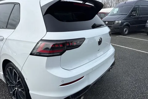  Volkswagen Golf 2.0 TSI R DSG 4Motion Euro 6 (s/s) 5dr Thumbnail #16