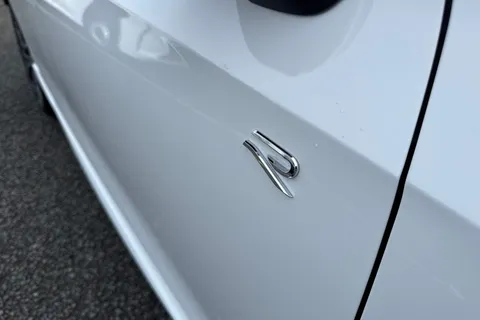  Volkswagen Golf 2.0 TSI R DSG 4Motion Euro 6 (s/s) 5dr Thumbnail #27