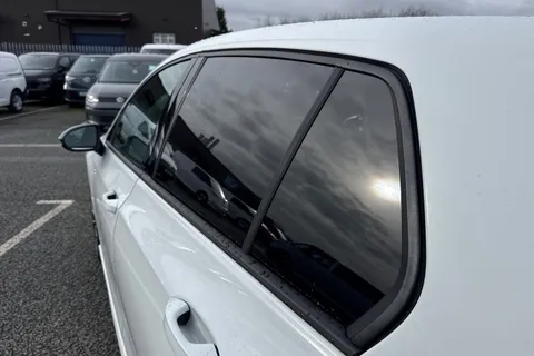  Volkswagen Golf 2.0 TSI R DSG 4Motion Euro 6 (s/s) 5dr Thumbnail #32