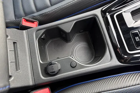  Volkswagen Golf 2.0 TSI R DSG 4Motion Euro 6 (s/s) 5dr Thumbnail #42