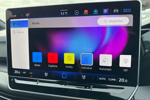  Volkswagen Golf 2.0 TSI R DSG 4Motion Euro 6 (s/s) 5dr Thumbnail #54