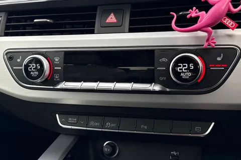 HG73SZK Audi A4 Avant Avant S line 40 TFSI 204 PS S tronic Thumbnail #20