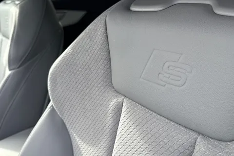 HG73SZK Audi A4 Avant Avant S line 40 TFSI 204 PS S tronic Thumbnail #35