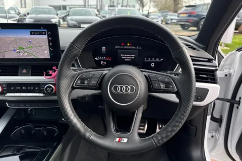 HG73SZK Audi A4 Avant Avant S line 40 TFSI 204 PS S tronic Thumbnail #47