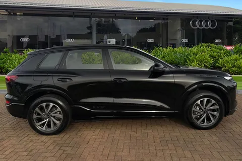 3 of 64 for Audi Q6 E-Tron Q6 SUV Sport e-tron performance 225,00 kW