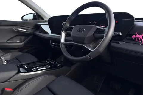 14 of 64 for Audi Q6 E-Tron Q6 SUV Sport e-tron performance 225,00 kW