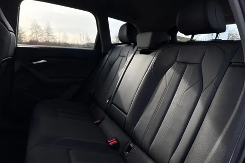 19 of 64 for Audi Q6 E-Tron Q6 SUV Sport e-tron performance 225,00 kW