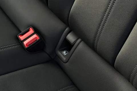 28 of 64 for Audi Q6 E-Tron Q6 SUV Sport e-tron performance 225,00 kW