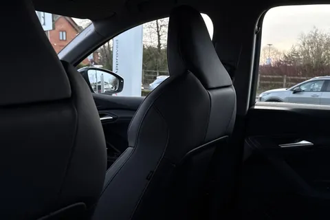 30 of 64 for Audi Q6 E-Tron Q6 SUV Sport e-tron performance 225,00 kW