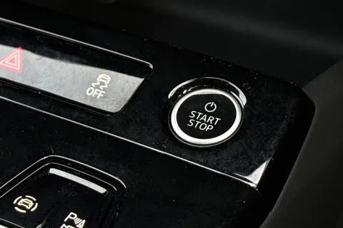 39 of 64 for Audi Q6 E-Tron Q6 SUV Sport e-tron performance 225,00 kW