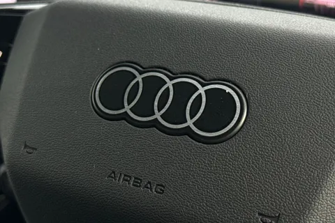 46 of 64 for Audi Q6 E-Tron Q6 SUV Sport e-tron performance 225,00 kW