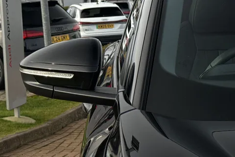 51 of 64 for Audi Q6 E-Tron Q6 SUV Sport e-tron performance 225,00 kW