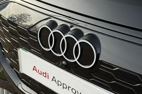 52 of 64 for Audi Q6 E-Tron Q6 SUV Sport e-tron performance 225,00 kW