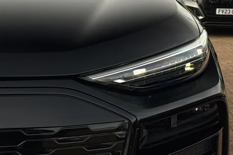 53 of 64 for Audi Q6 E-Tron Q6 SUV Sport e-tron performance 225,00 kW