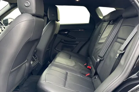 4 of 48 for Land Rover Range Rover Evoque 2.0 D200 Dynamic SE 5dr