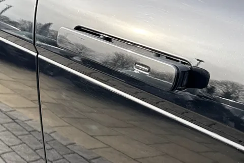 30 of 48 for Land Rover Range Rover Evoque 2.0 D200 Dynamic SE 5dr