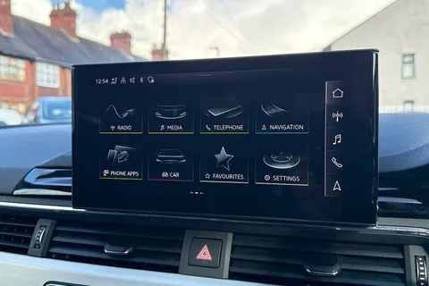 YO73PNJ Audi A4 Avant 2.0 TFSI 40 S line S Tronic Euro 6 (s/s) 5dr Thumbnail #37