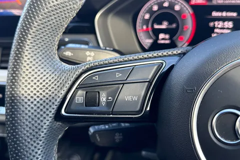 YO73PNJ Audi A4 Avant 2.0 TFSI 40 S line S Tronic Euro 6 (s/s) 5dr Thumbnail #42