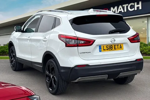 LS18ETA Nissan Qashqai 1.2 DIG-T Tekna Euro 6 (s/s) 5dr Thumbnail #3
