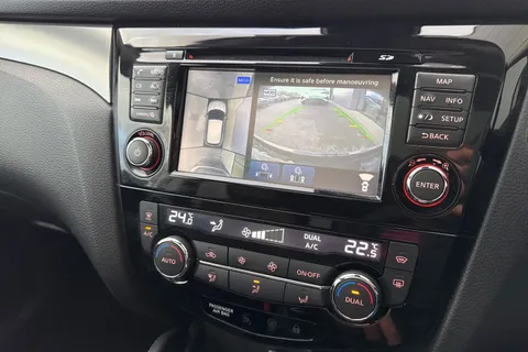 LS18ETA Nissan Qashqai 1.2 DIG-T Tekna Euro 6 (s/s) 5dr Thumbnail #50