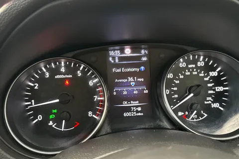 LS18ETA Nissan Qashqai 1.2 DIG-T Tekna Euro 6 (s/s) 5dr Thumbnail #60