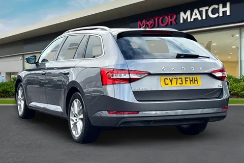 CY73FHH Škoda Superb 1.4 TSI iV 13kWh SE Technology DSG Euro 6 (s/s) 5dr Thumbnail #3