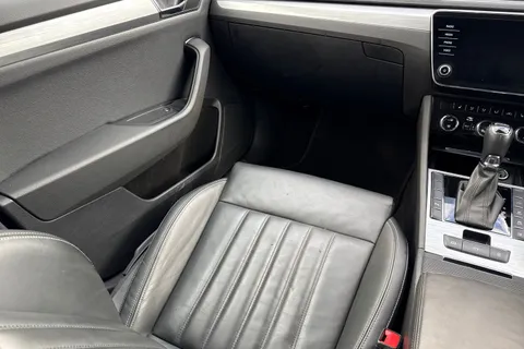 CY73FHH Škoda Superb 1.4 TSI iV 13kWh SE Technology DSG Euro 6 (s/s) 5dr Thumbnail #16