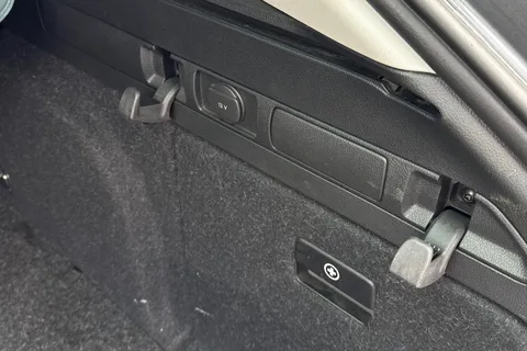 CY73FHH Škoda Superb 1.4 TSI iV 13kWh SE Technology DSG Euro 6 (s/s) 5dr Thumbnail #32