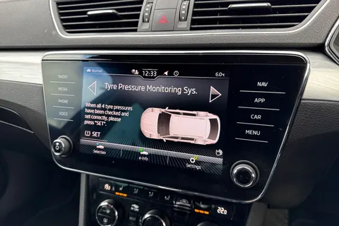 CY73FHH Škoda Superb 1.4 TSI iV 13kWh SE Technology DSG Euro 6 (s/s) 5dr Thumbnail #44