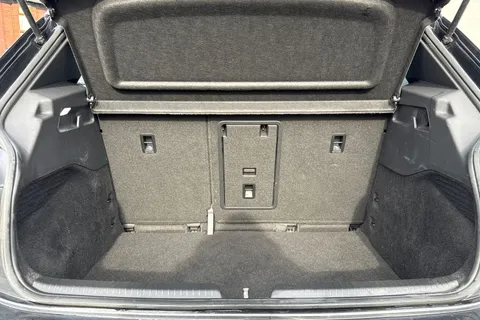 10 of 55 for Volkswagen ID.3 Pro Performance 58kWh 1ST Edition Auto 5dr