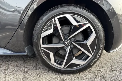 23 of 55 for Volkswagen ID.3 Pro Performance 58kWh 1ST Edition Auto 5dr